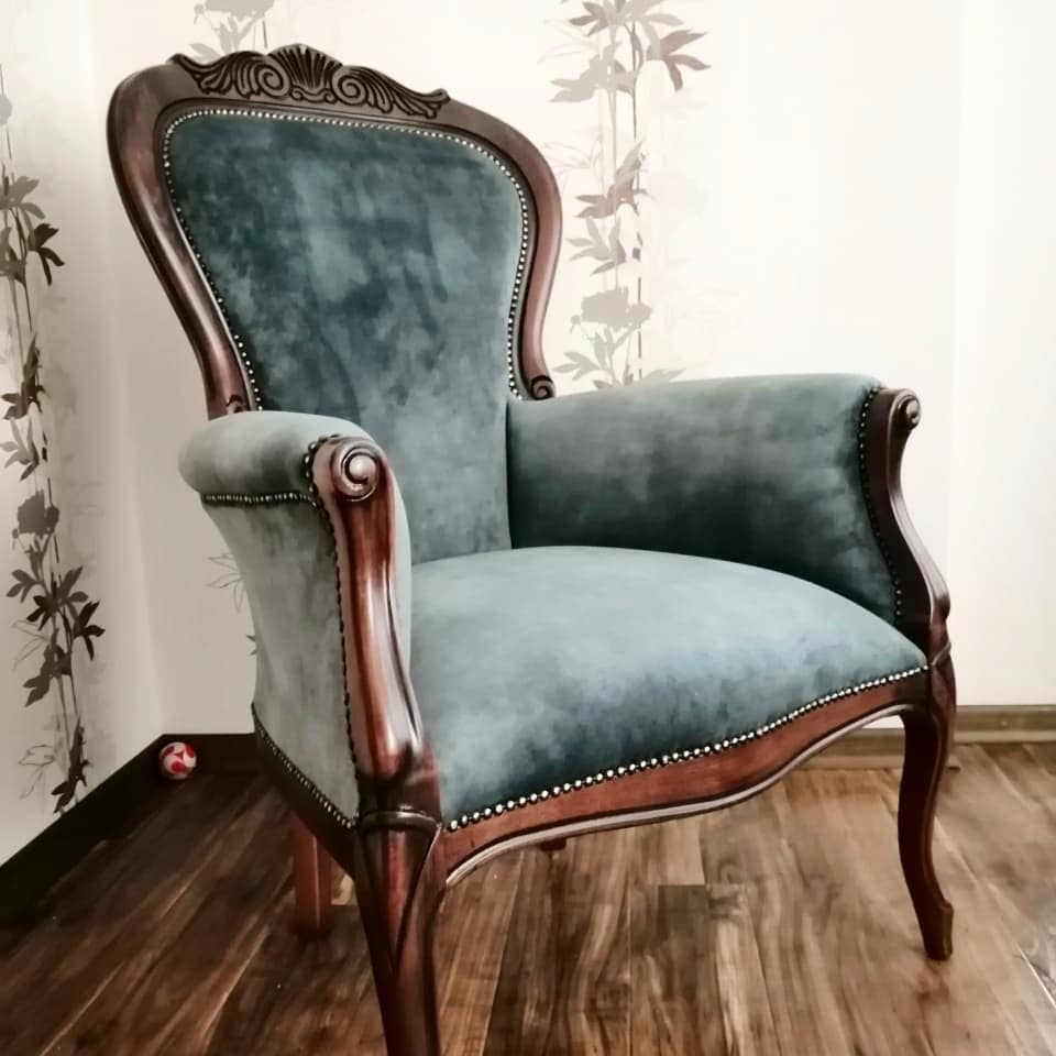 Перетяжка стульев